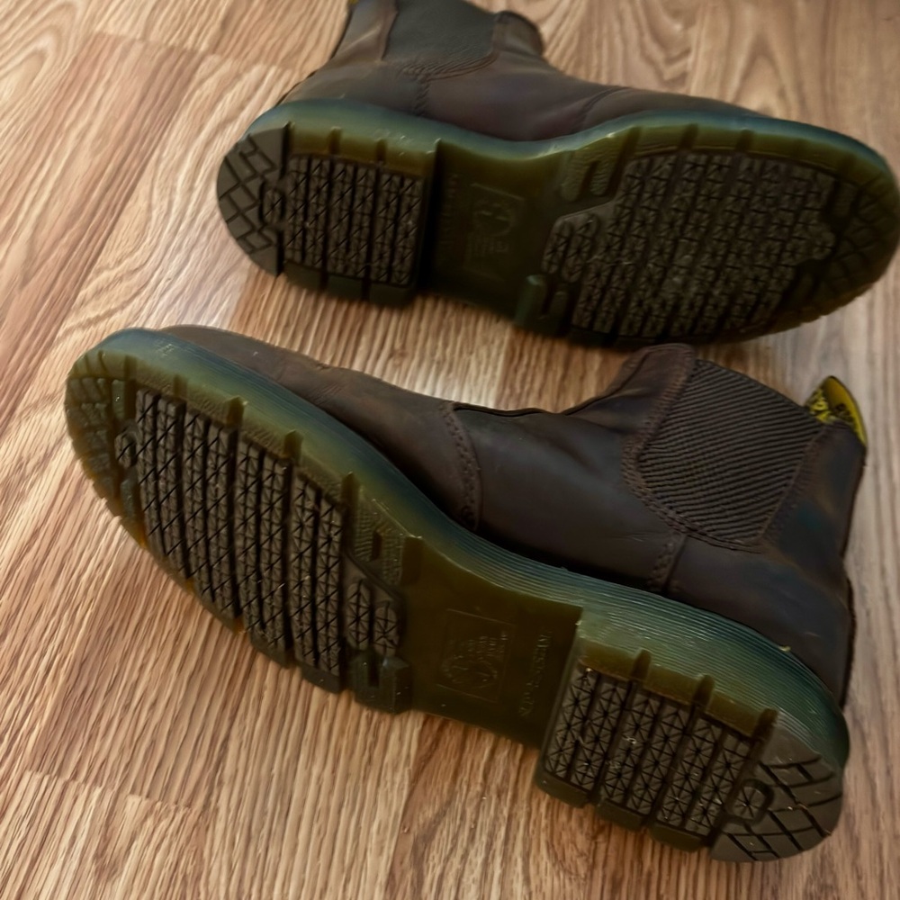 Dr. Martens Brown Leather Boots | Classic AirWair Style - Picture 6 of 7